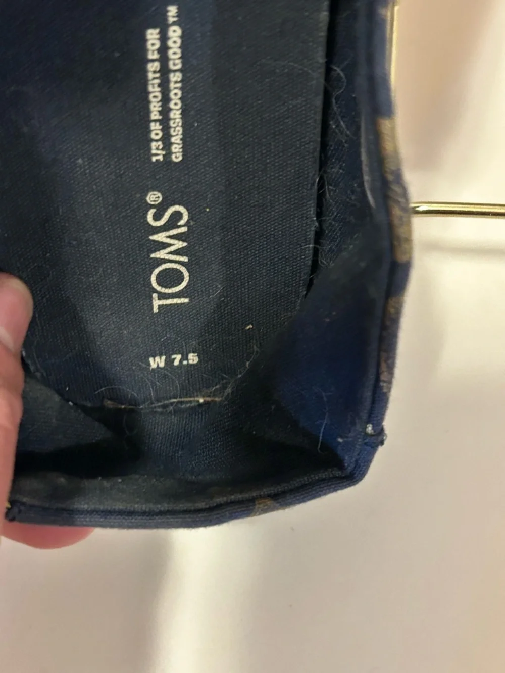 TOMS Women's Navy & Gold Celestial Slip-On Espadrilles - size 7.5